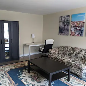 3-bdr-appartementwifinetflix-free-parking.hotels-in-montreal.org/